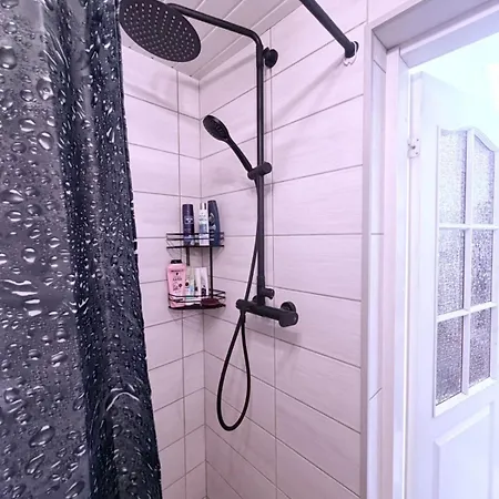 Alexandra Forest House