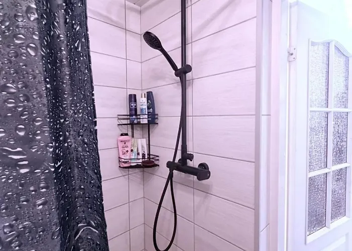 Alexandra Forest House